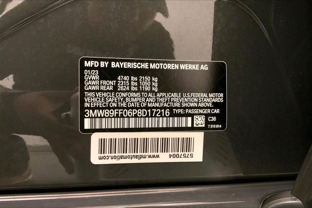 Certified 2023 BMW 330i xDrive Sedan w/ Premium Package AWD/4WD image 32