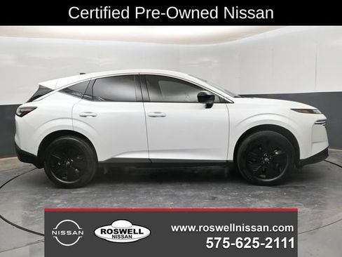 Certified 2025 Nissan Murano SV image 1