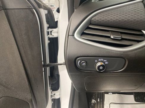 Certified 2023 Chevrolet Malibu LT image 12