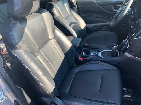 Used 2023 Subaru Forester Limited AWD/4WD image 20