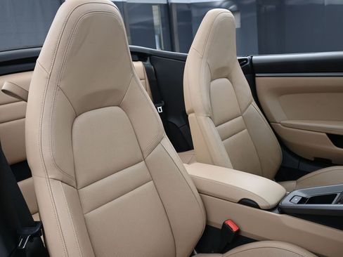 Certified 2022 Porsche 911 Carrera image 29