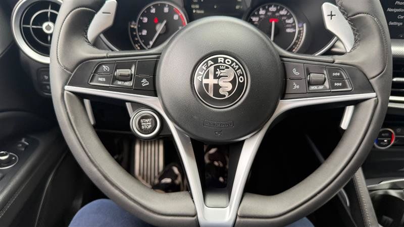 Used 2018 Alfa Romeo Stelvio Ti Sport AWD/4WD image 34