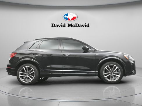 Used 2022 Audi Q3 2.0T Premium AWD/4WD image 34
