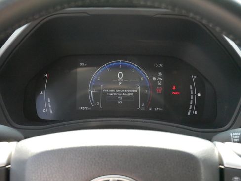 Used 2025 Toyota Grand Highlander AWD image 21