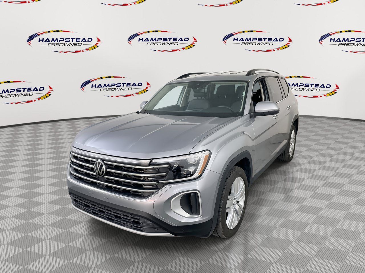 Used 2025 Volkswagen Atlas SE AWD/4WD image 1