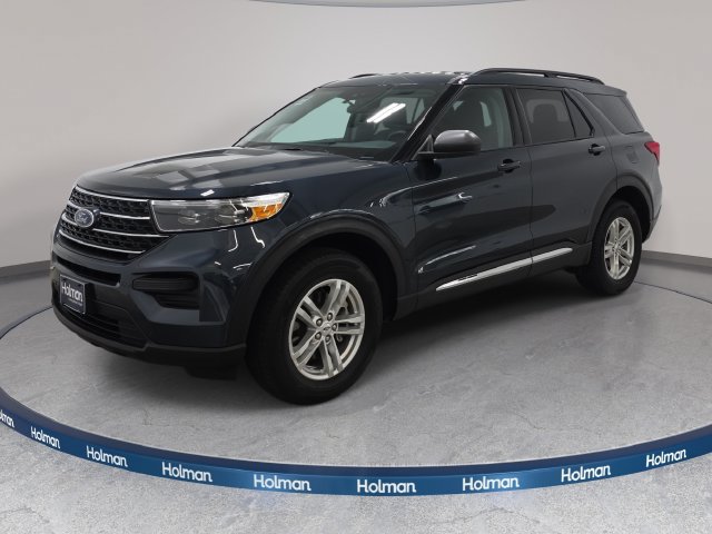 Used 2023 Ford Explorer XLT AWD/4WD image 1