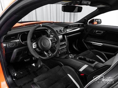 Used 2020 Ford Mustang Shelby GT500 w/ Carbon Fiber Track Pack RWD image 26