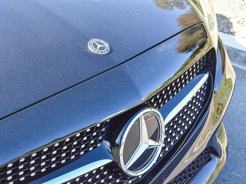 Used 2020 Mercedes-Benz C 300 C 300 image 11