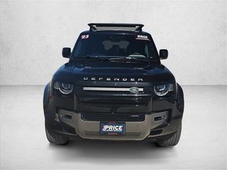 Used 2023 Land Rover Defender 130 X-Dynamic SE video 2