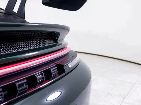 New 2026 Porsche 911 GT3 RWD image 10