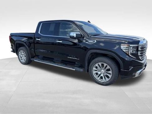 Certified 2023 GMC Sierra 1500 Denali w/ Technology Package AWD/4WD image 7