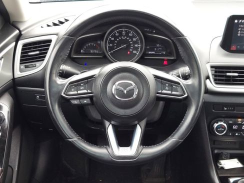 Used 2017 MAZDA MAZDA3 Touring FWD image 12