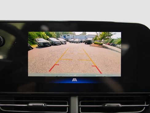 New 2025 Chevrolet Trax LT w/ Driver Confidence Package image 18