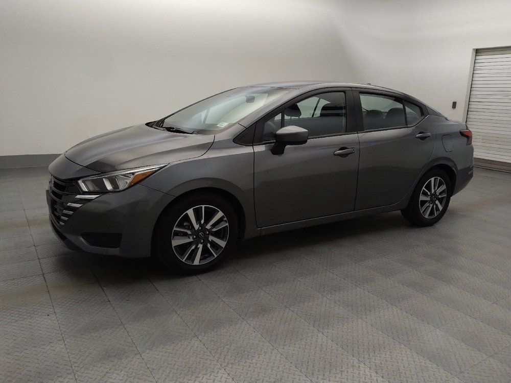 Used 2024 Nissan Versa SV FWD image 2