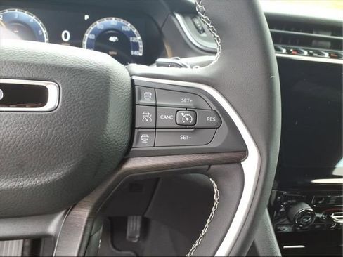 New 2025 Jeep Grand Cherokee Limited w/ Black Appearance Package image 20