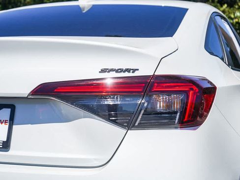 Used 2025 Honda Civic Sport image 7