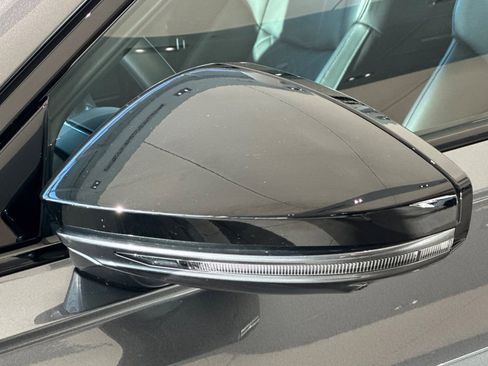 Used 2023 Audi S8 w/ S8 Comfort Plus Package image 53