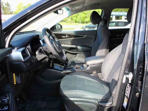 Used 2018 Kia Sorento L image 22