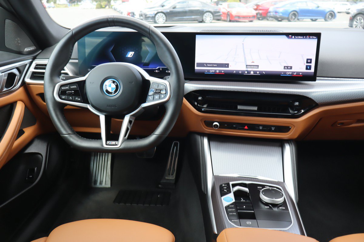 Used 2025 BMW i4 xDrive40i AWD/4WD image 16