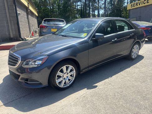 Used 2014 Mercedes-Benz E 350 Sedan image 2