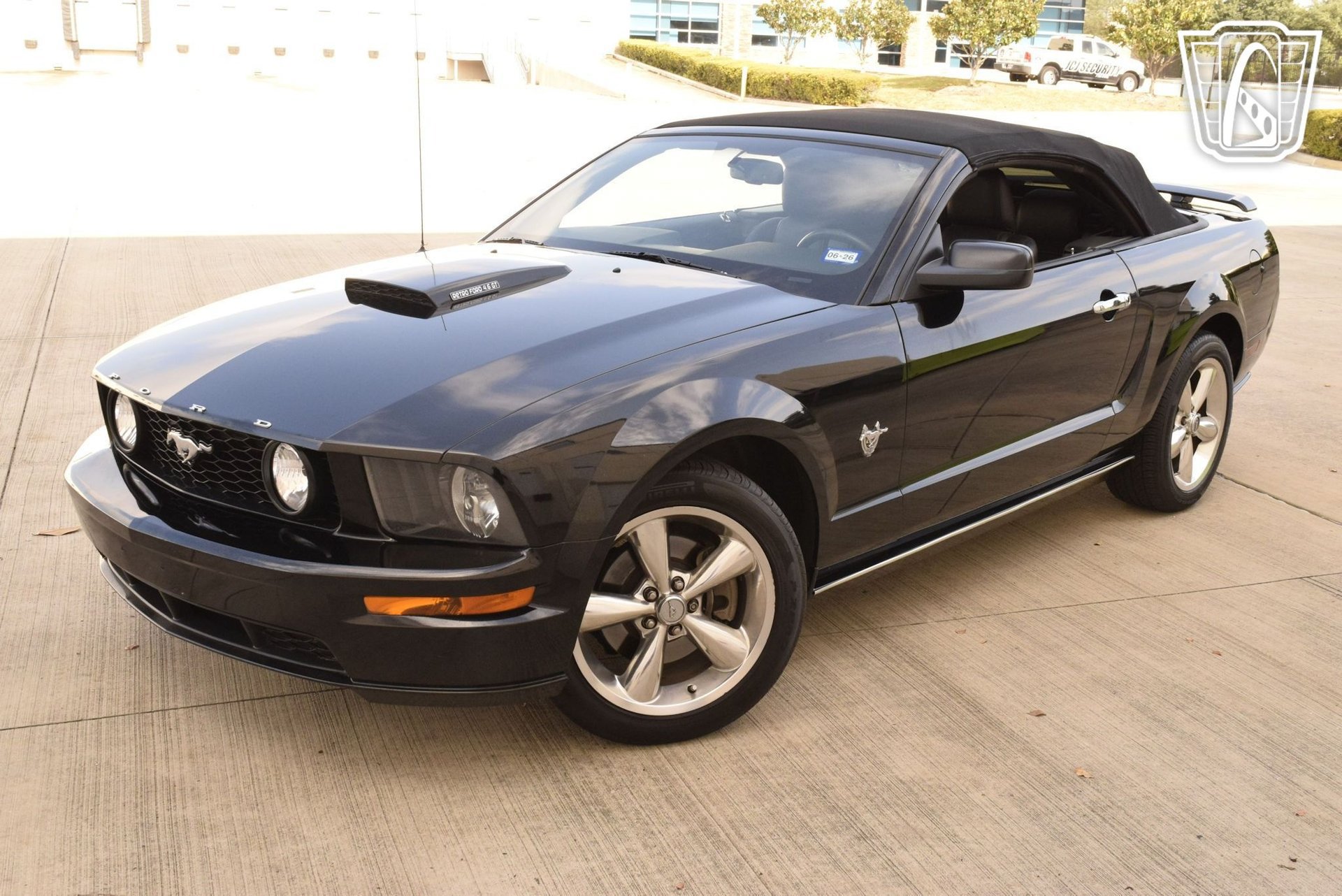 Used 2009 Ford Mustang GT RWD image 36