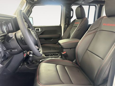 Used 2025 Jeep Wrangler Unlimited Rubicon AWD/4WD image 23