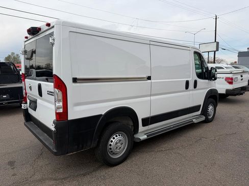 Used 2025 RAM ProMaster 2500 w/ U-Haul Equipment Group image 4