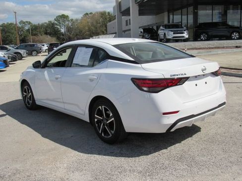 Used 2024 Nissan Sentra SV image 5