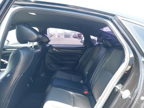Used 2022 Honda Accord Sport image 18