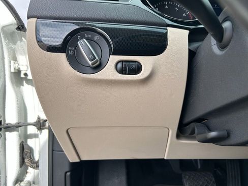 Used 2017 Volkswagen Jetta SEL image 20