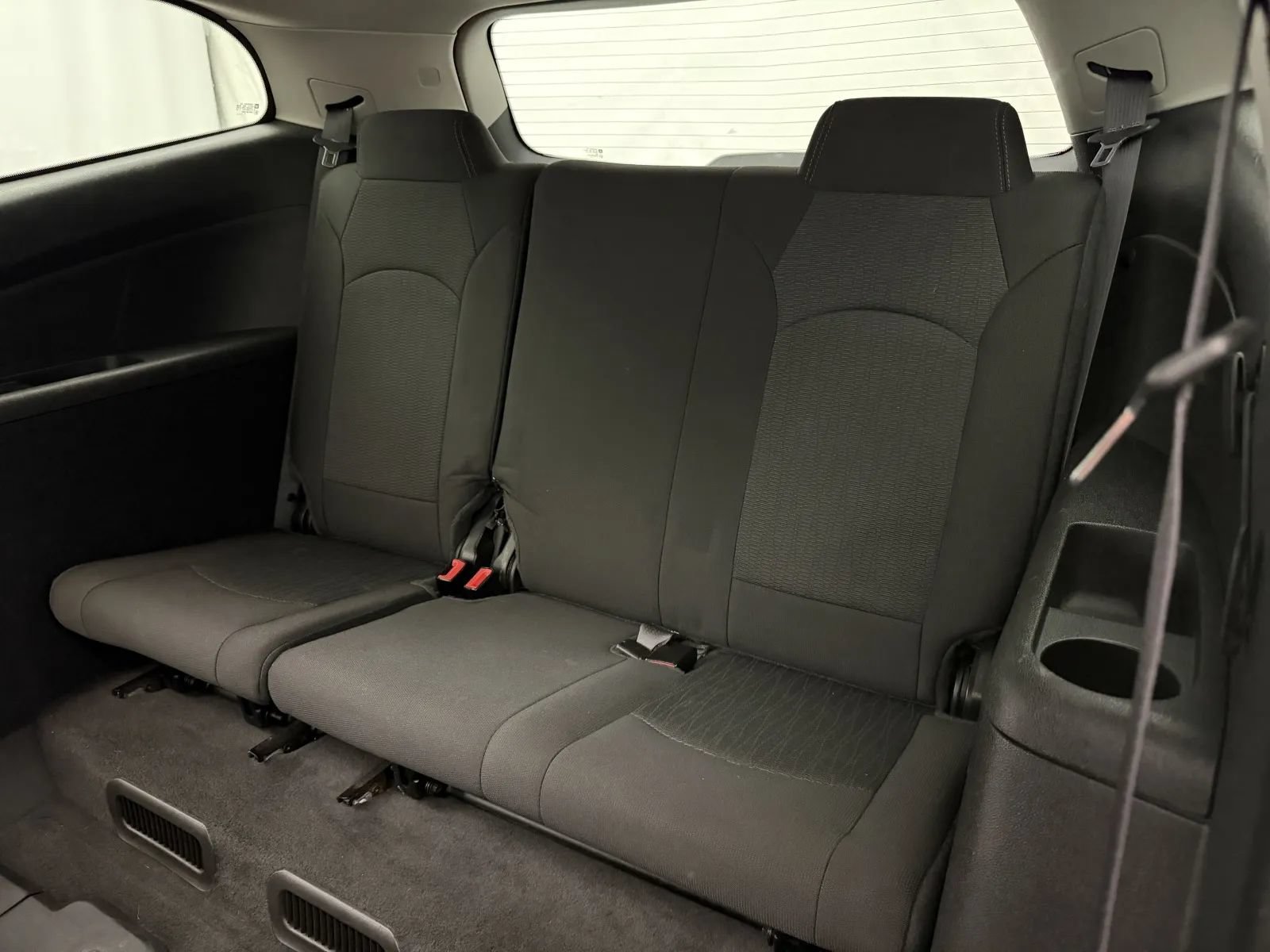 Used 2015 Chevrolet Traverse LT w/ Style and Technology Package FWD image 27
