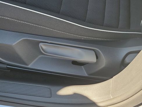 Certified 2024 Volkswagen Jetta Sport image 15