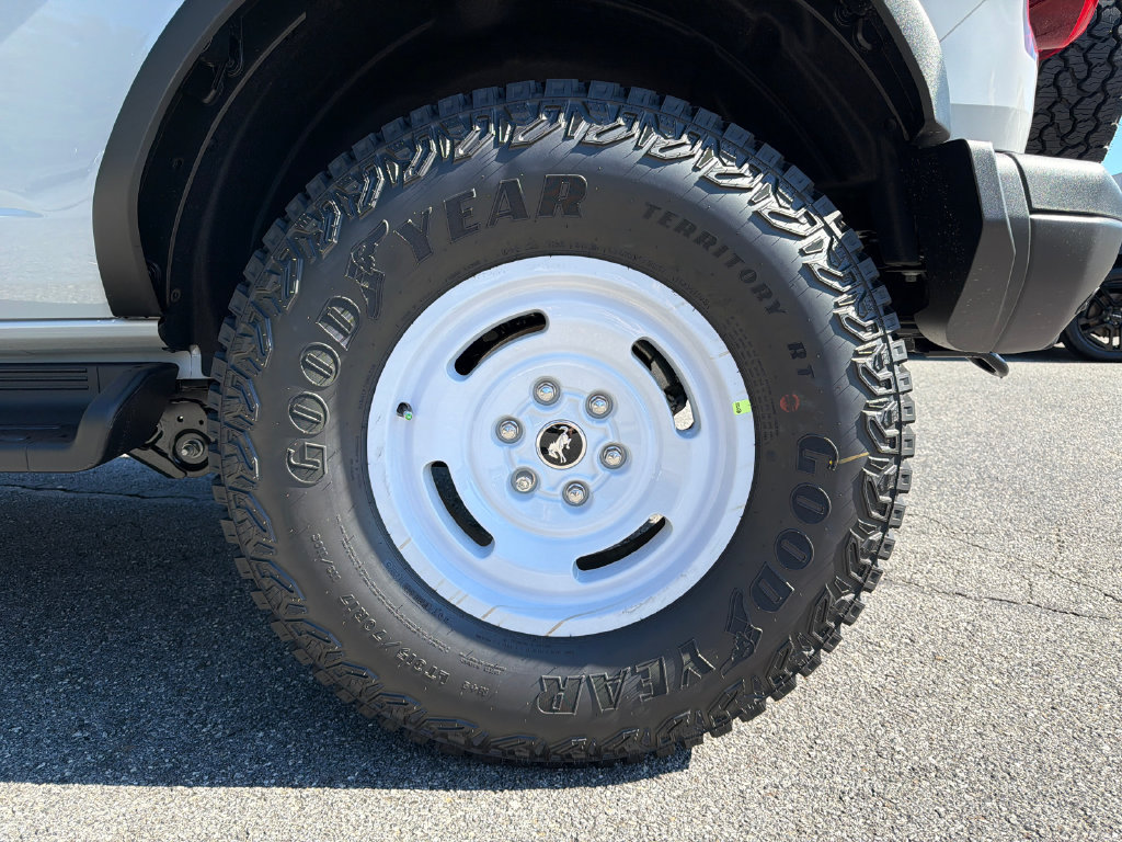 New 2026 Ford Bronco Heritage Edition AWD/4WD image 19