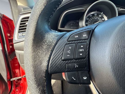 Used 2015 MAZDA MAZDA3 i Grand Touring image 23