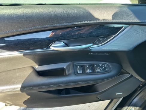 Used 2024 Cadillac XT5 Premium Luxury image 21