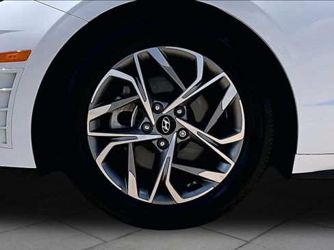 Used 2021 Hyundai Sonata SEL FWD image 10