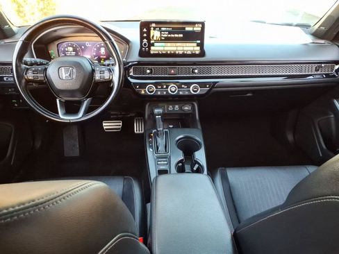 Used 2022 Honda Civic Sport Touring image 11
