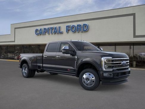 New 2026 Ford F450 Platinum image 7