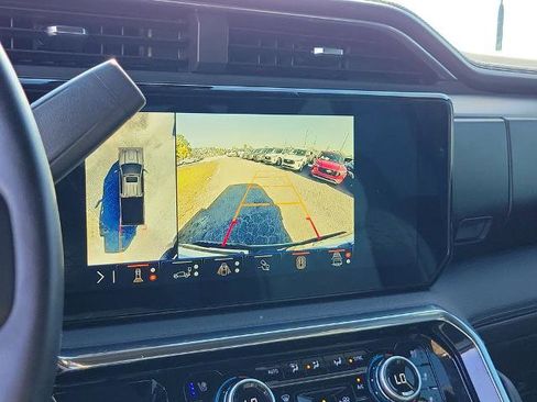 Used 2025 GMC Sierra 2500 Denali w/ Technology Package image 30