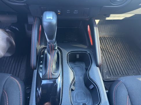 Used 2024 Nissan Frontier PRO-4X w/ Technology Package image 20