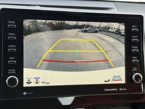 Used 2022 Toyota Camry XSE image 11