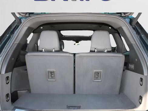 Used 2025 Cadillac XT6 Premium Luxury image 25