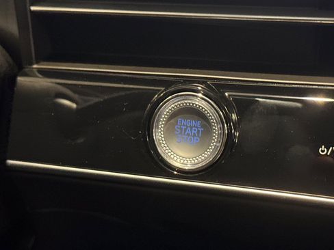 New 2026 Genesis GV70 2.5T Select AWD/4WD image 23