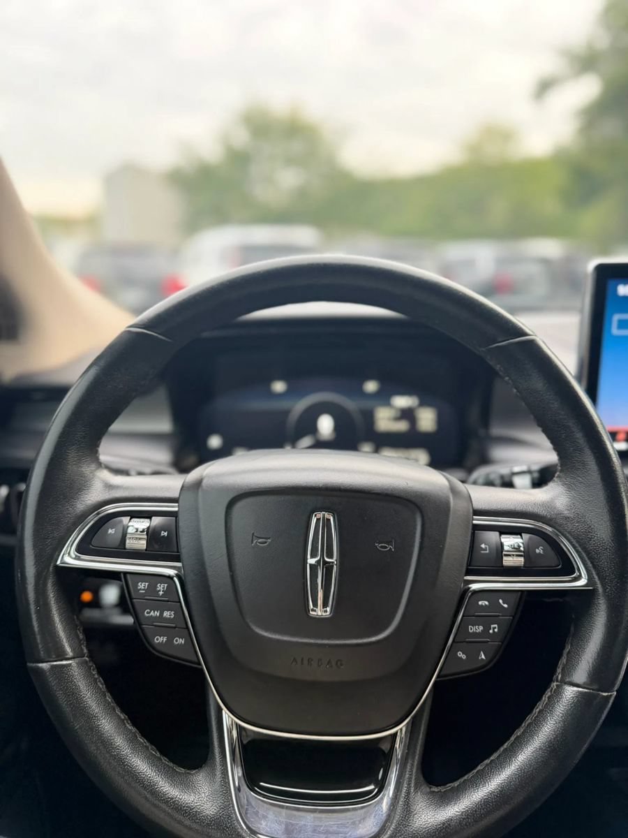 Used 2021 Lincoln Nautilus AWD image 20