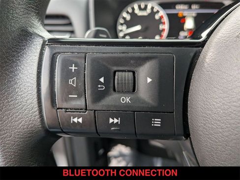 Used 2021 Nissan Rogue SV image 8