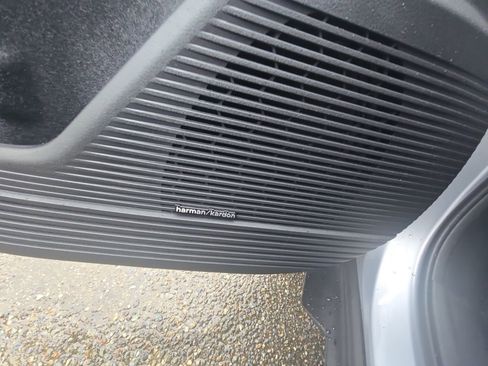 New 2026 Subaru Outback Touring XT image 23