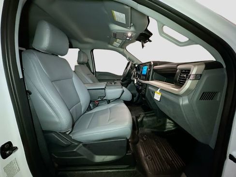 New 2026 Ford F350 XL w/ XL Chrome Package image 30