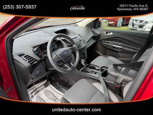 Used 2018 Ford Escape SE image 11