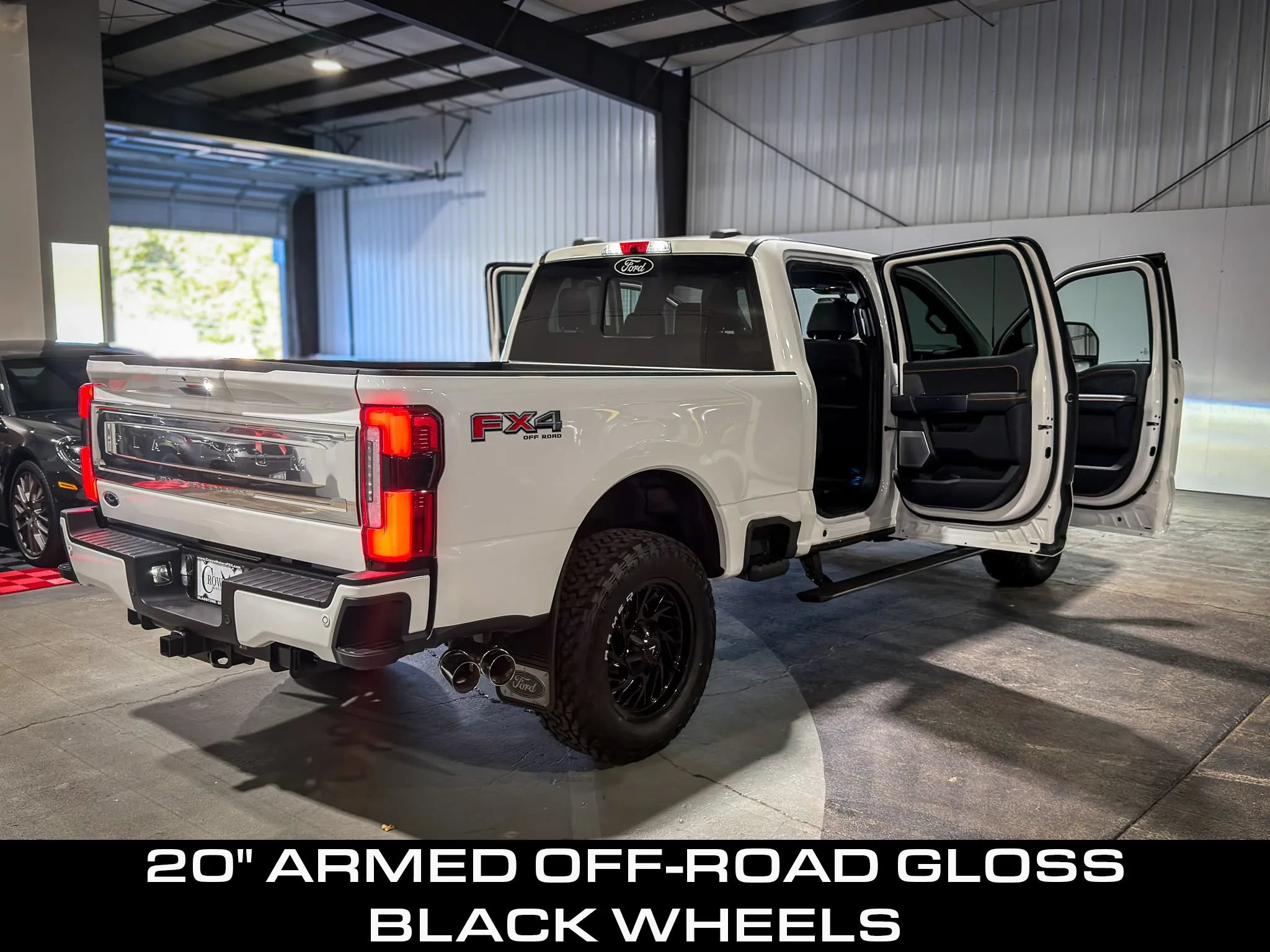 Used 2023 Ford F350 Platinum w/ FX4 Off-Road Package AWD/4WD image 33