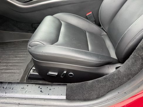 Used 2022 Tesla Model S Plaid AWD/4WD image 28
